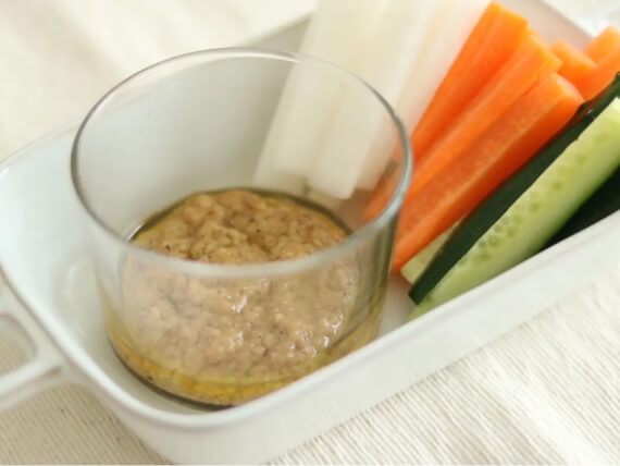 【腸活玉アレンジ】豆乳味噌のバーニャカウダ