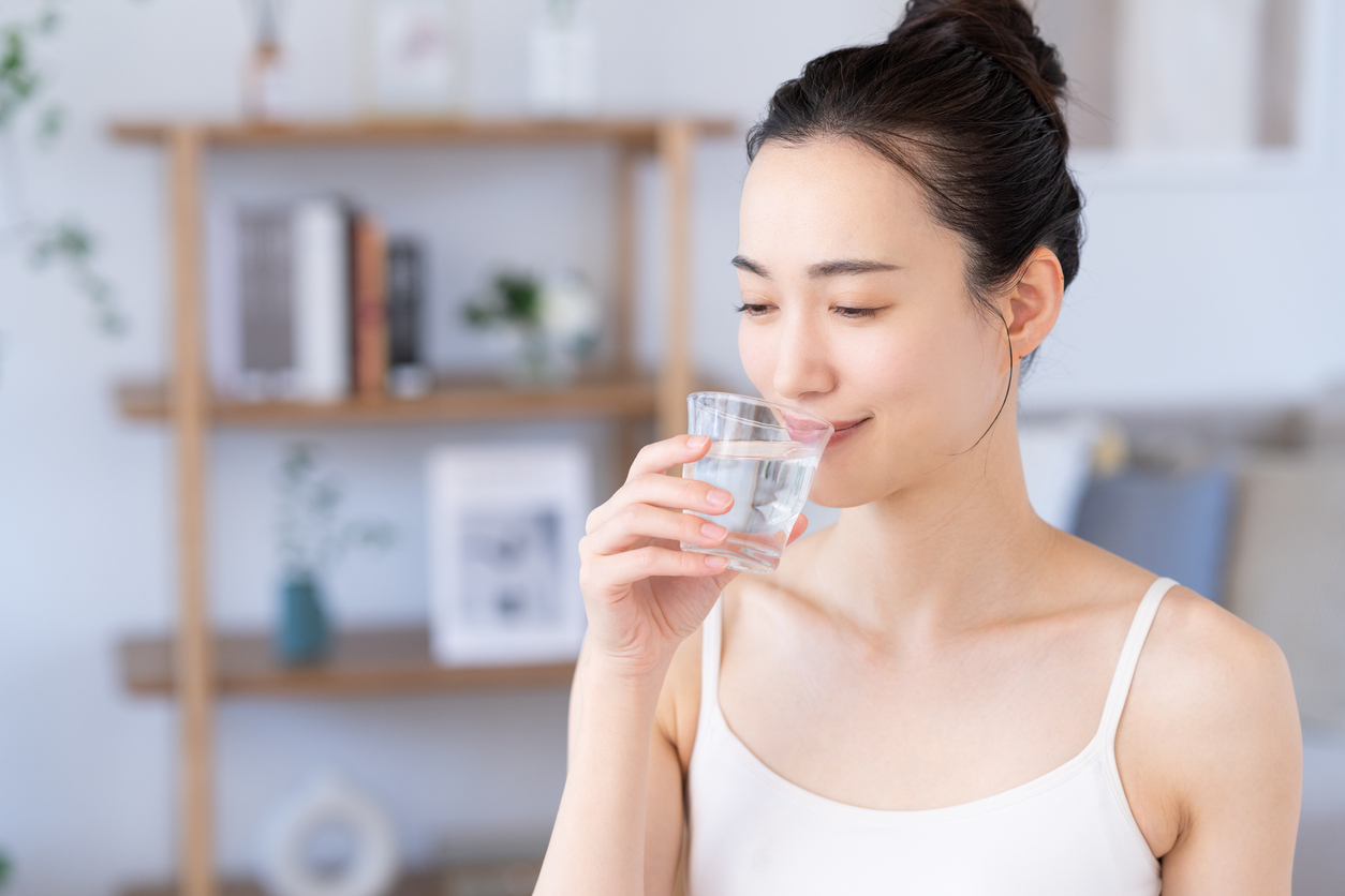 夏便秘の対策として欠かせない「水分補給」のポイント